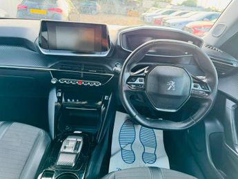 Peugeot E-2008 50kWh Allure Premium Auto 5dr (7kW Charger)