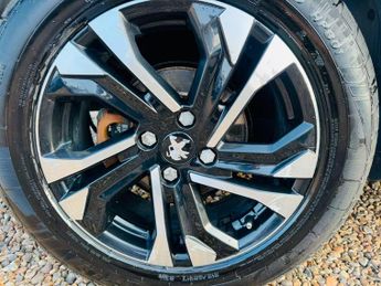 Peugeot E-2008 50kWh Allure Premium Auto 5dr (7kW Charger)