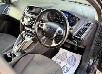 Ford Focus 1.6 Titanium Powershift Euro 5 5dr