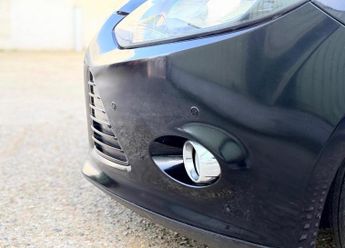Ford Focus 1.6 Titanium Powershift Euro 5 5dr
