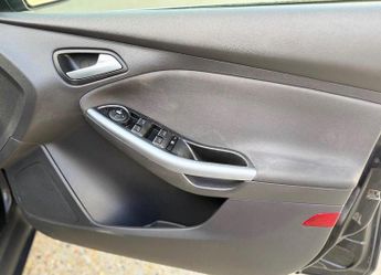 Ford Focus 1.6 Titanium Powershift Euro 5 5dr