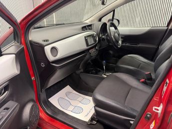 Toyota Yaris 1.5 VVT-h Trend CVT Euro 5 5dr