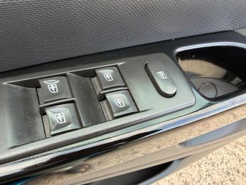 Renault Captur 1.5 dCi ENERGY Dynamique S MediaNav Euro 5 (s/s) 5dr