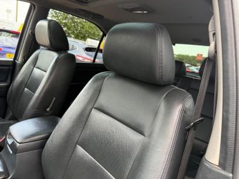 Kia Sorento 2.5 CRDi XT 5dr