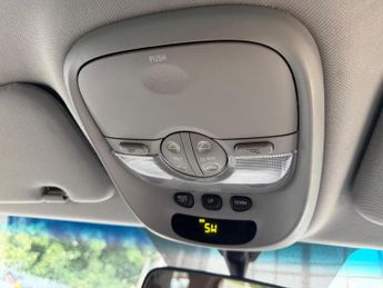 Kia Sorento 2.5 CRDi XT 5dr