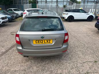 Skoda Superb 1.8 TSI Elegance DSG Euro 5 5dr