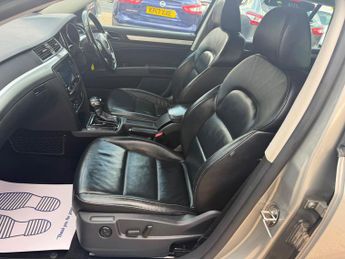 Skoda Superb 1.8 TSI Elegance DSG Euro 5 5dr