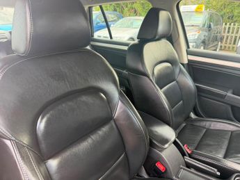 Skoda Superb 1.8 TSI Elegance DSG Euro 5 5dr