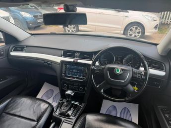 Skoda Superb 1.8 TSI Elegance DSG Euro 5 5dr