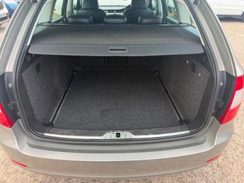 Skoda Superb 1.8 TSI Elegance DSG Euro 5 5dr