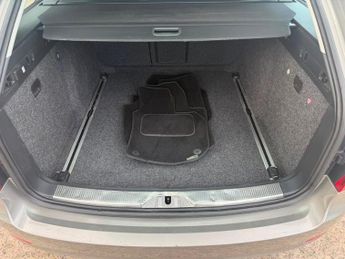 Skoda Superb 1.8 TSI Elegance DSG Euro 5 5dr