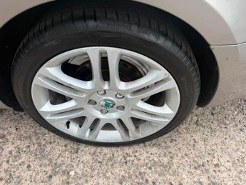Skoda Superb 1.8 TSI Elegance DSG Euro 5 5dr