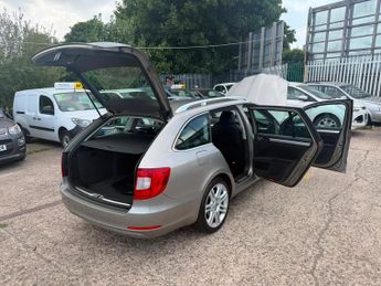 Skoda Superb 1.8 TSI Elegance DSG Euro 5 5dr