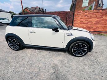 MINI Hatch 1.6 Cooper S Euro 5 3dr
