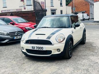 MINI Hatch 1.6 Cooper S Euro 5 3dr