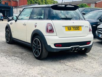 MINI Hatch 1.6 Cooper S Euro 5 3dr