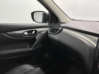 Nissan Qashqai 1.3 DIG-T Tekna DCT Auto Euro 6 (s/s) 5dr