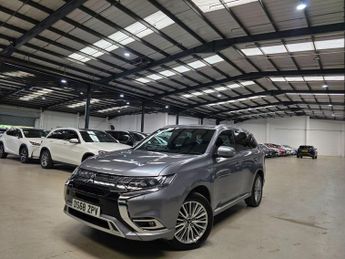 Mitsubishi Outlander 2.4h TwinMotor 13.8kWh 4h CVT 4WD Euro 6 (s/s) 5dr