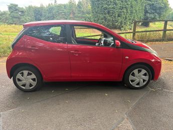 Toyota AYGO 1.0 VVT-i x-play Euro 5 5dr Euro 5