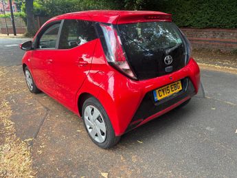 Toyota AYGO 1.0 VVT-i x-play Euro 5 5dr Euro 5