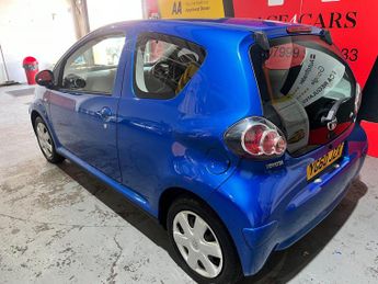 Toyota AYGO 1.0 VVT-i Blue Euro 4 3dr