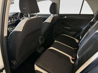 Volkswagen T-Roc 2.0 TDI SEL SUV 5dr Diesel Manual 4Motion Euro 6 (s/s) (150 ps)