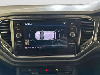 Volkswagen T-Roc 2.0 TDI SEL SUV 5dr Diesel Manual 4Motion Euro 6 (s/s) (150 ps)