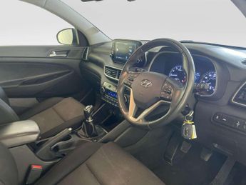 Hyundai TUCSON 1.6 GDi SE Nav SUV 5dr Petrol Manual Euro 6 (s/s) (132 ps)