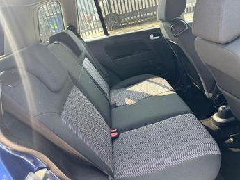 Ford Fusion 1.6 Plus 5dr