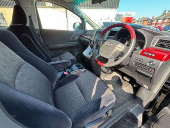 Toyota Alphard GGH20 8 SEATER V6