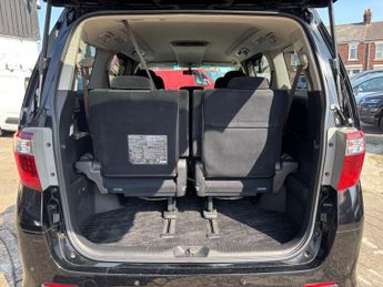 Toyota Alphard GGH20 8 SEATER V6