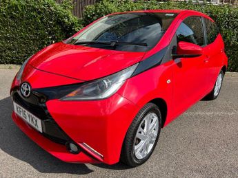 Toyota AYGO 1.0 VVT-i x-pression x-wave Euro 5 5dr Euro 5