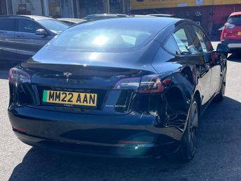 Tesla Model 3 (Dual Motor) Long Range Auto 4WDE 4dr