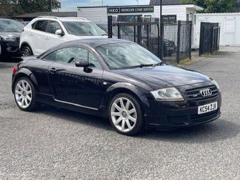 Audi TT 3.2 V6 DSG quattro 2dr