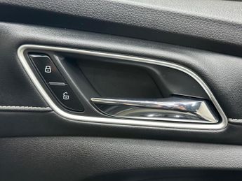 MG MG5 61.1kWh Exclusive Long Range Auto 5dr