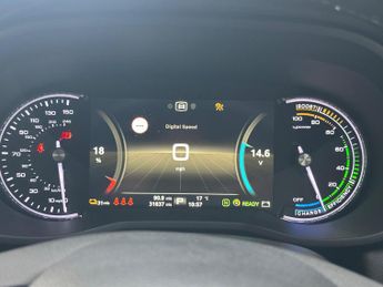MG MG5 61.1kWh Exclusive Long Range Auto 5dr