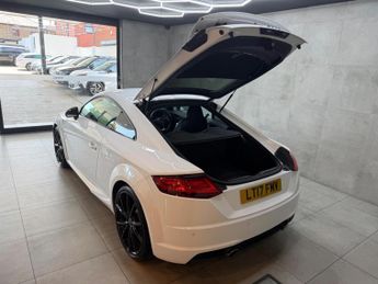 Audi TT 2.0 TFSI Black Edition S Tronic Euro 6 (s/s) 3dr