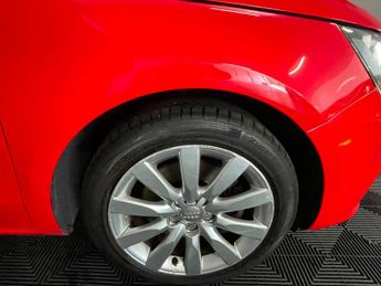 Audi A1 1.4 TFSI Sport S Tronic Euro 5 (s/s) 3dr