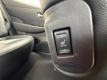 Nissan Leaf 24kWh Tekna Auto 5dr