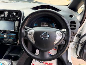 Nissan Leaf 24kWh Tekna Auto 5dr