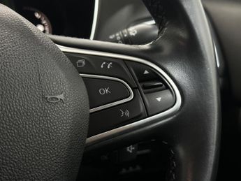 Renault Megane 1.5 dCi Signature Nav Sport Tourer EDC Euro 6 5dr