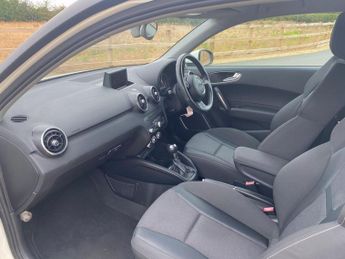 Audi A1 1.4 TFSI Sport Hatchback 3dr Petrol S Tronic Euro 5 (s/s) (122 p