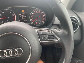 Audi A1 1.4 TFSI Sport Sportback S Tronic Euro 5 (s/s) 5dr