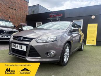 Ford Focus 1.6 Titanium Powershift Euro 5 5dr