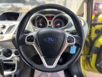 FORD FIESTA 1.4 Fiesta Titanium Auto 5dr