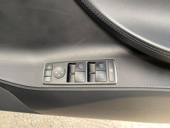Tesla Model S 75D (Dual Motor) Auto 4WD 5dr