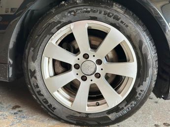 Mercedes-Benz C Class 1.8 C180 BlueEfficiency SE Auto Euro 5 4dr