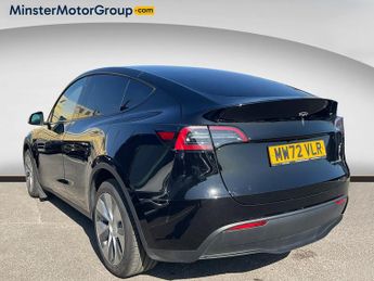 Tesla Model Y LONG RANGE AWD