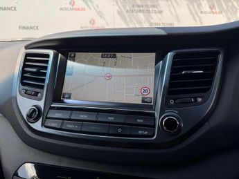 Hyundai TUCSON 1.7 CRDi Blue Drive GO! SE DCT Euro 6 (s/s) 5dr