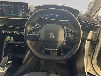 Peugeot E-2008 50kWh Allure Premium SUV 5dr Electric Auto (136 ps)